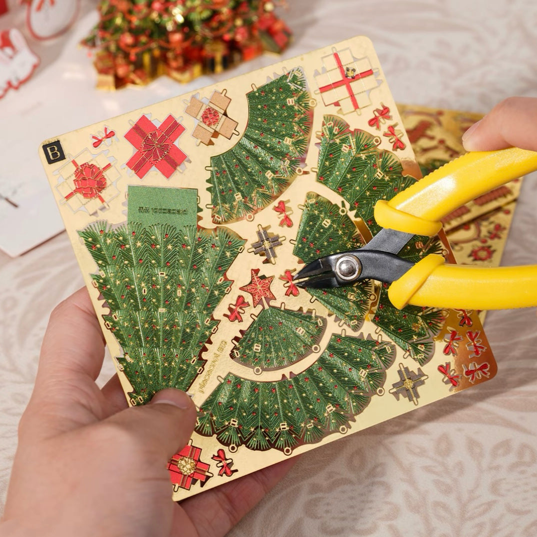 3D Metal Puzzle Christmas Tree Refrigerator Magnet - Simple Handcrafted Design